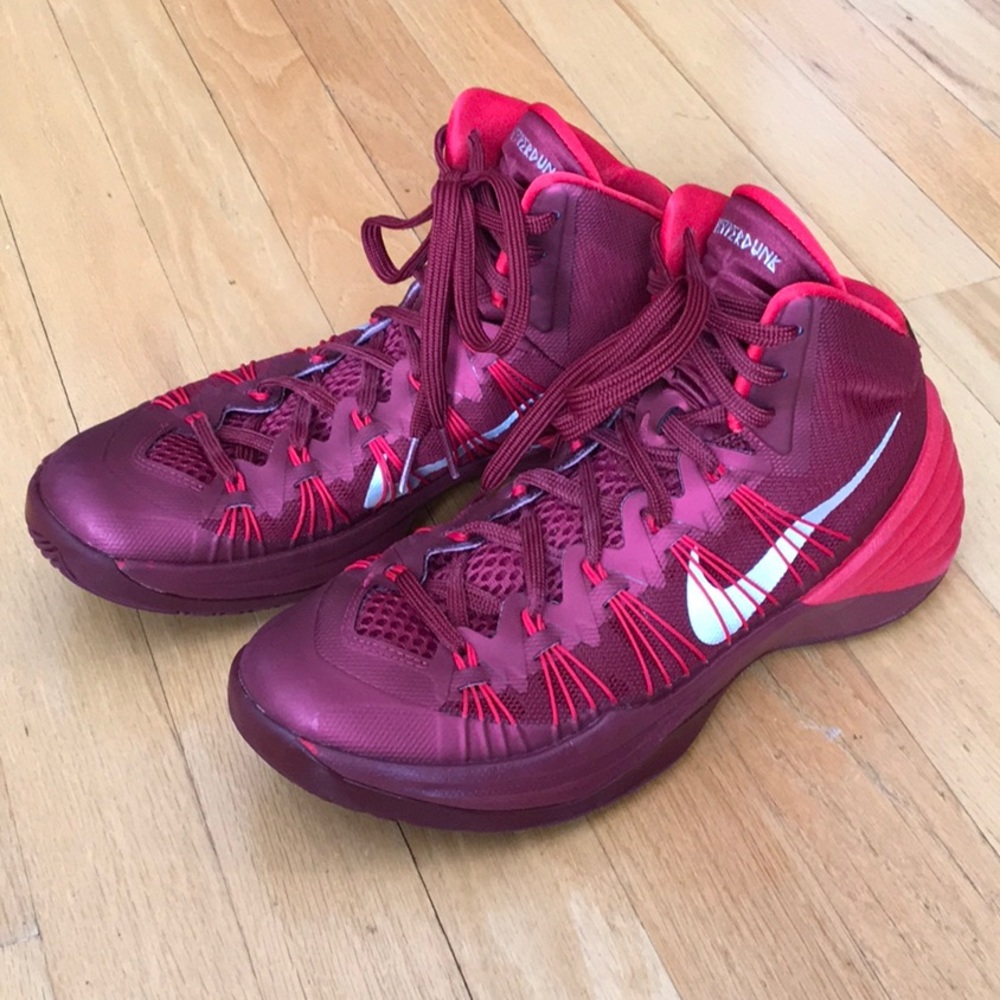 Nike Hyperdunk Basketball Shoes